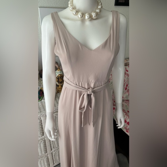 Show Me Your Mumu Maxi Dress Revealing Lowcut neckline in beige color Size Small - Picture 2 of 10